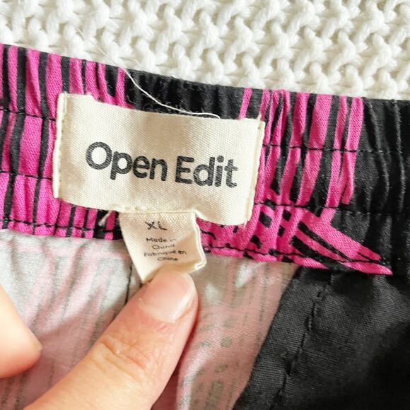 OPEN EDIT Pink & Black Men's Board Shorts - Size XL - Picture 6 of 6